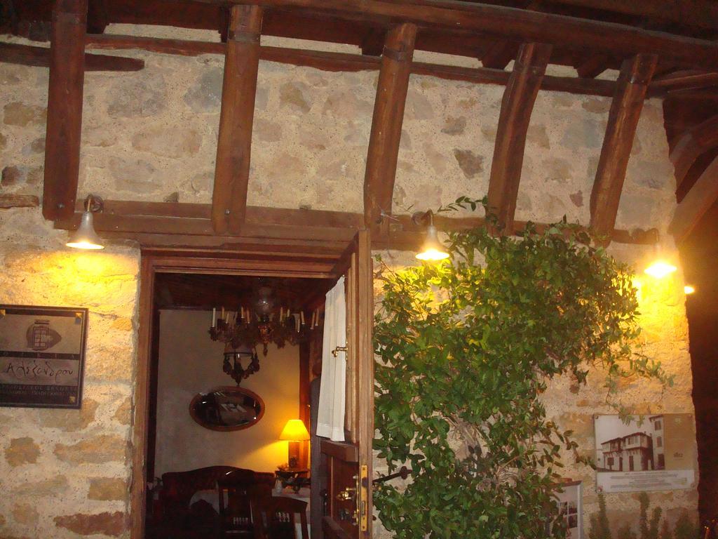 Oikia Alexandrou Traditional Inn 奥纳亚 外观 照片