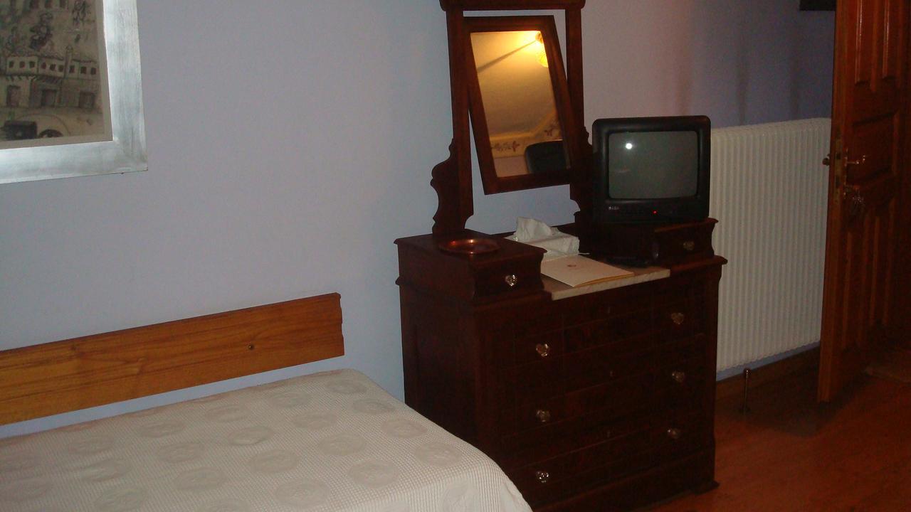 Oikia Alexandrou Traditional Inn 奥纳亚 外观 照片